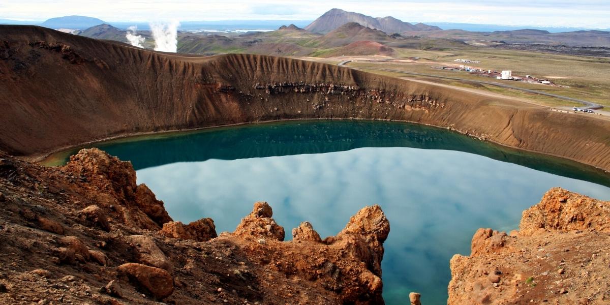 Озеро Вити в вулканическом кратере (Крафла)