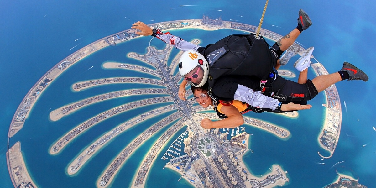 Феерический Дубай гарантирует вам яркие впечатления! Полет над искусственными островами Палм-Джумейра