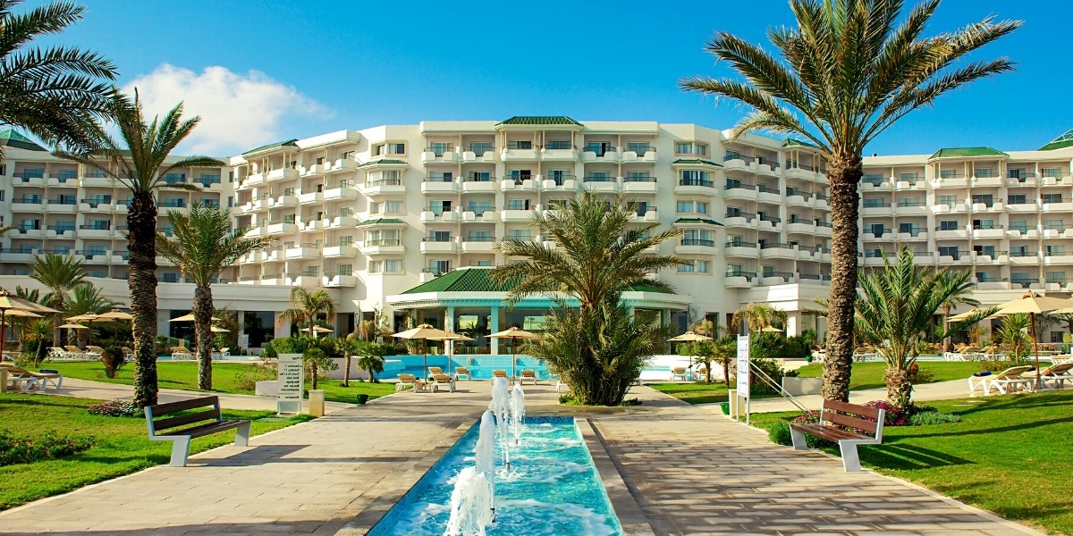 Территория отеля Iberostar Selection Royal El Mansour 5* на курорте Махдия