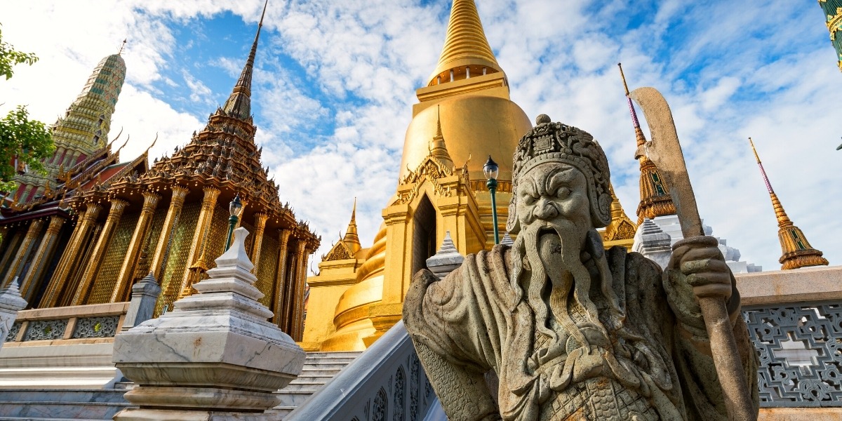 Храм Смарагдового Будди у Бангкоці